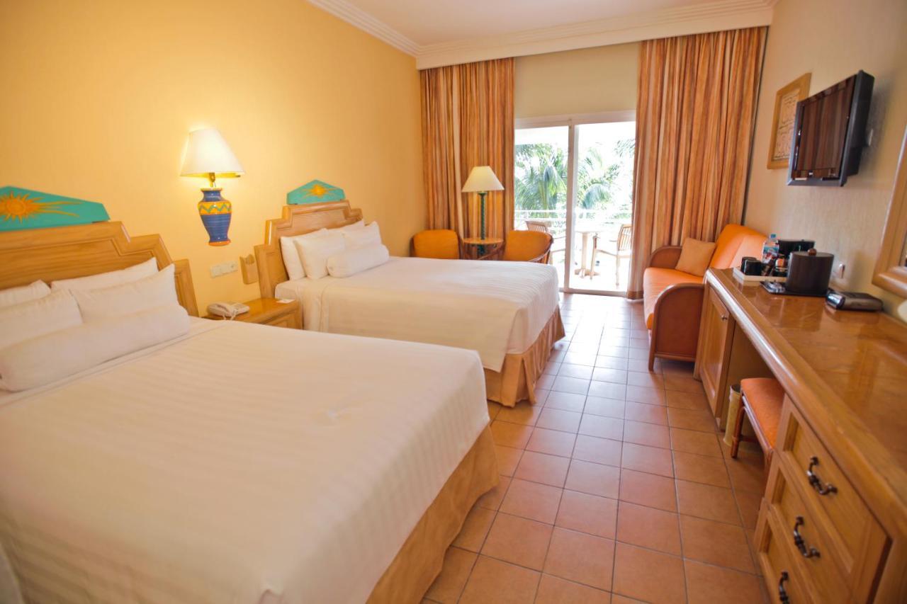 Barcelo Maya Colonial Xpu Ha Eksteriør bilde